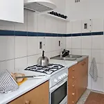 Apartament Afrykanska * Varşova