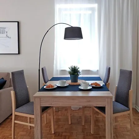 Apartament Afrykanska Otel