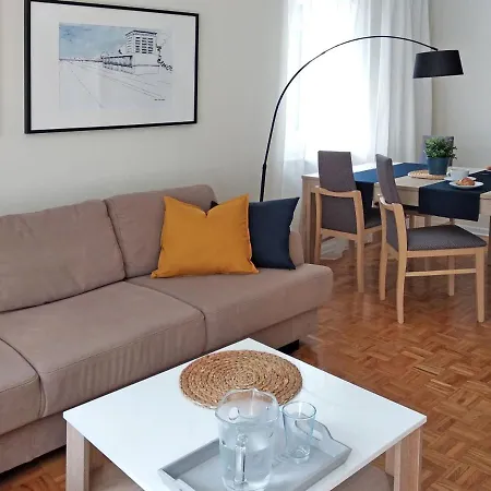 Otel Apartament Afrykanska
